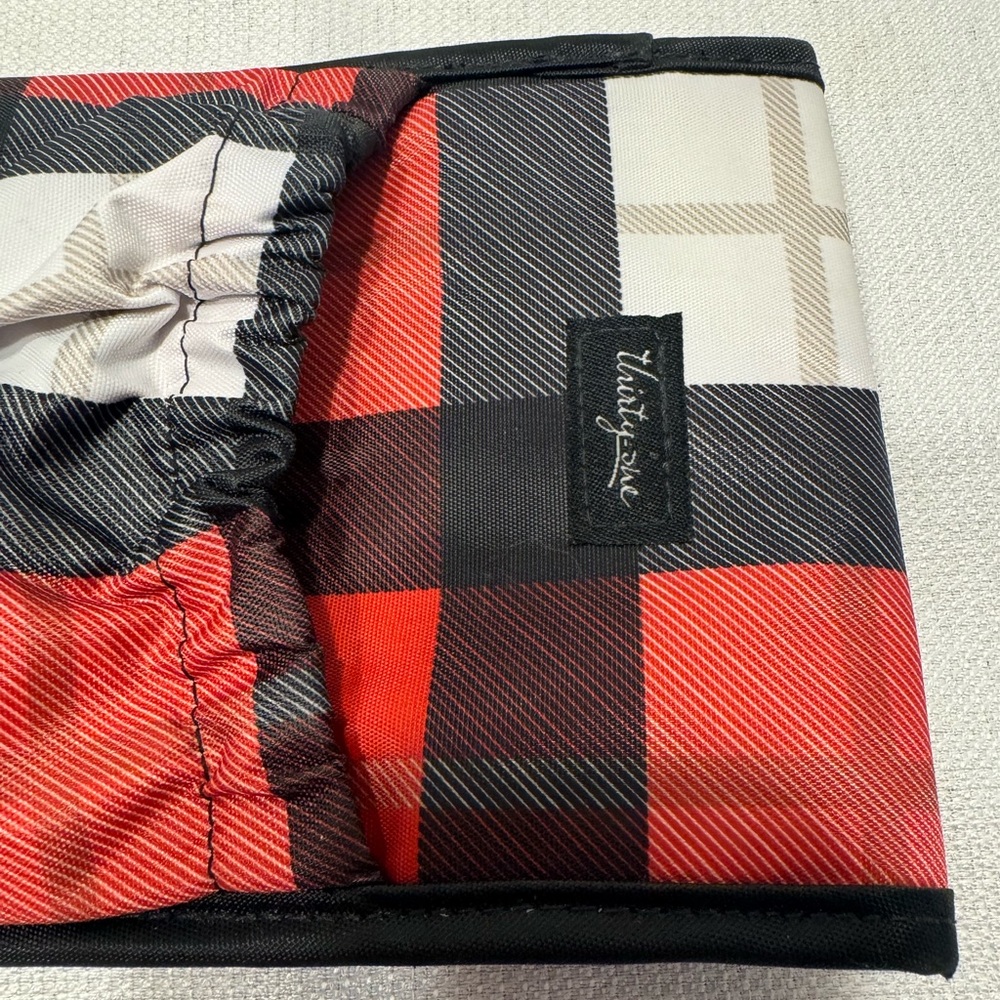 Thirty One Flat Iron Thermal Travel Case - Red/White/Black Plaid - Picture 8 of 8